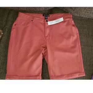BODY BY US women's shorts sz3X NWT